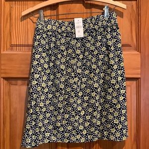 Floral skirt. Size medium. Brand new with tags.
